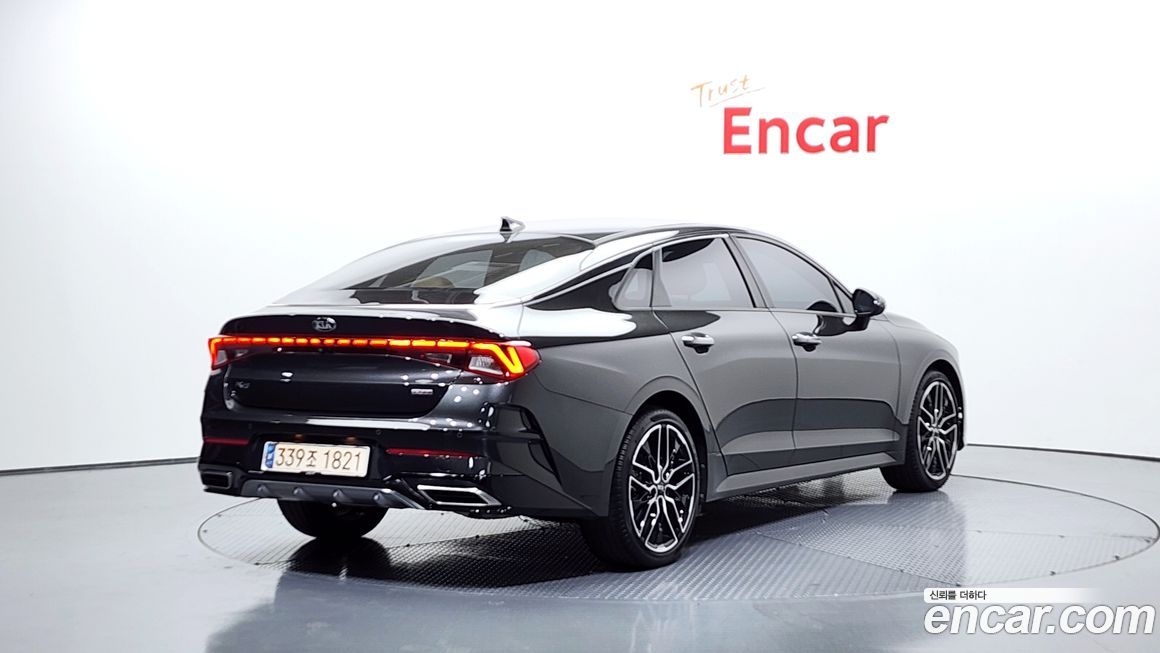 Kia K5 2021