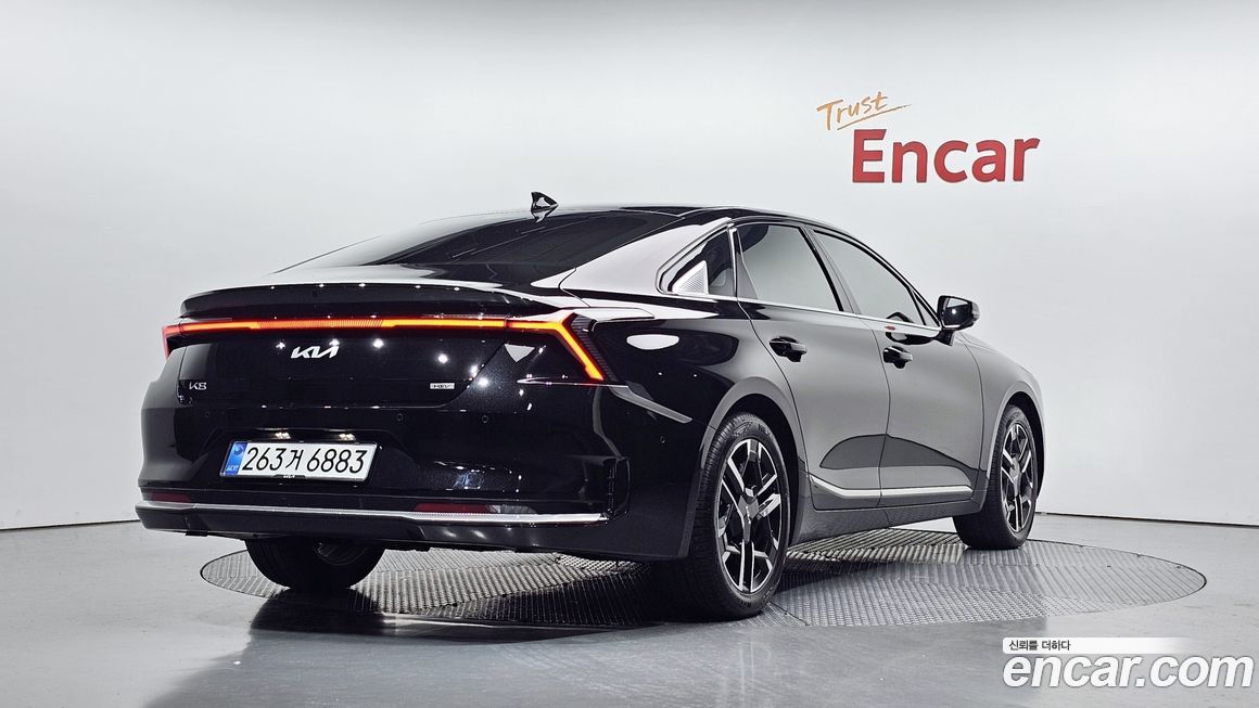 Kia K8 2025