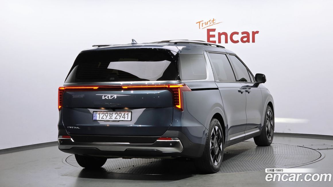 Kia Canival 2024