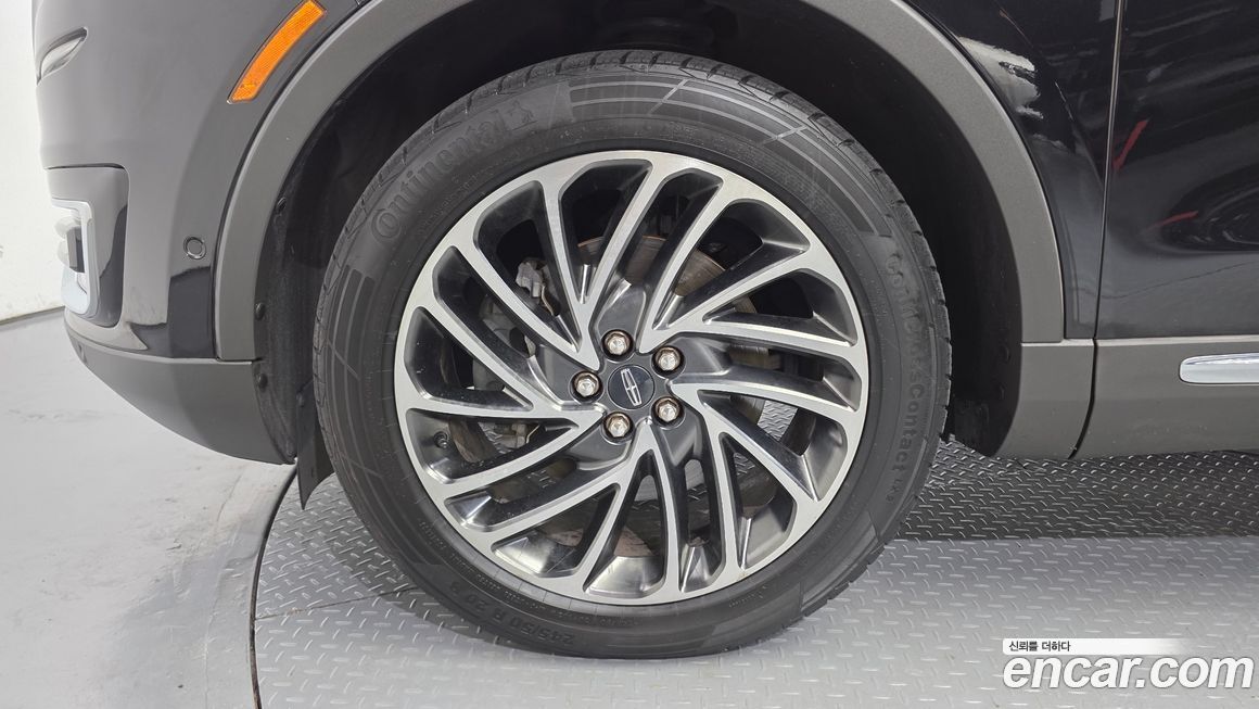 Lincoln Nautilus 2019