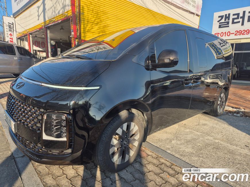 Hyundai Staria 2022