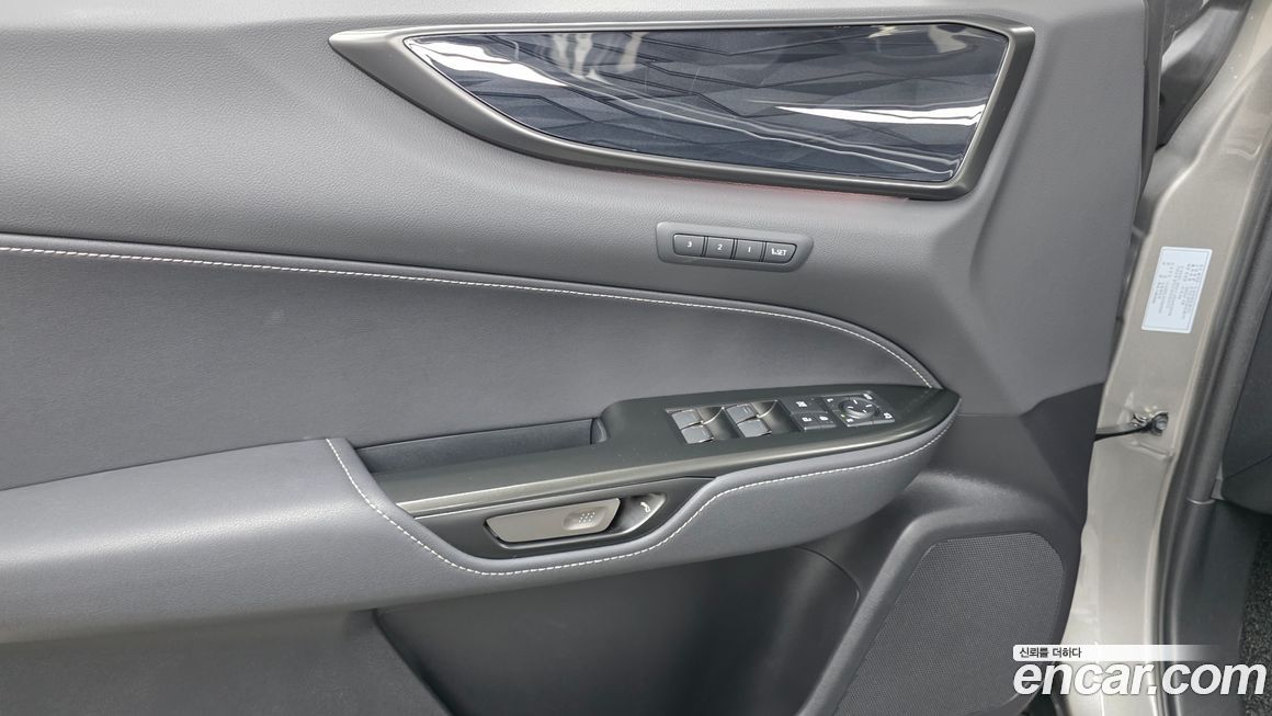 Lexus NX 2025