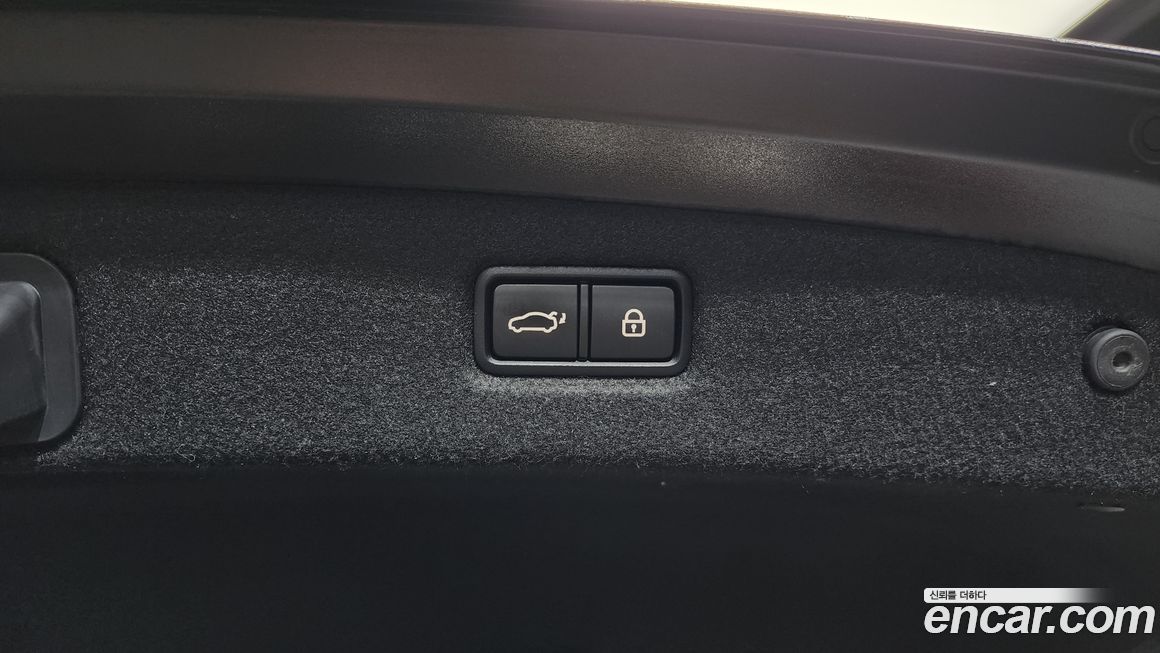 Genesis G90 2019