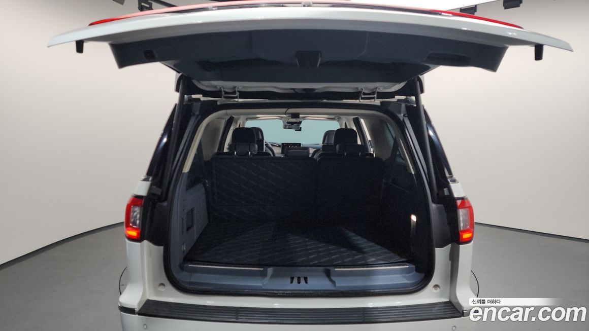 Lincoln Navigator 2020