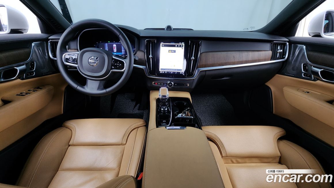 Volvo S90 2023