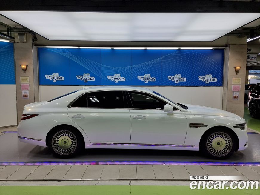 Genesis G90 2020