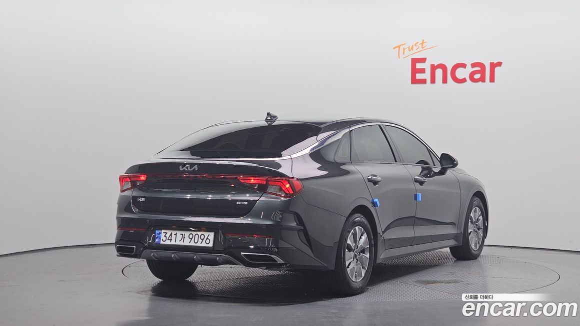 Kia K5 2023