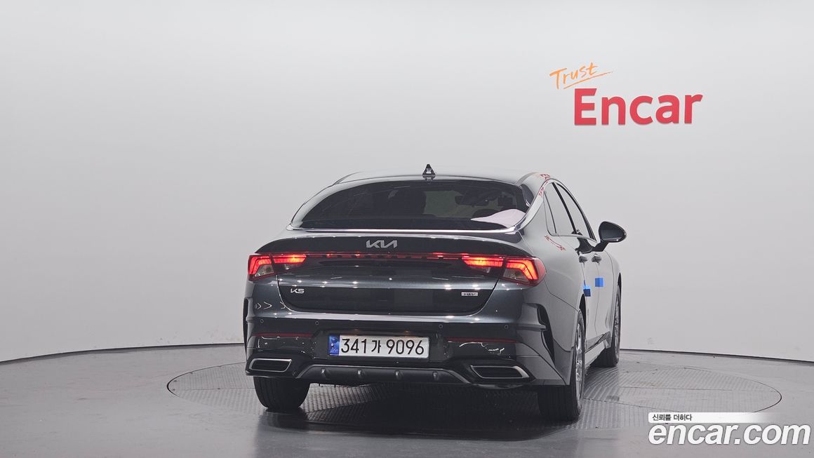 Kia K5 2023