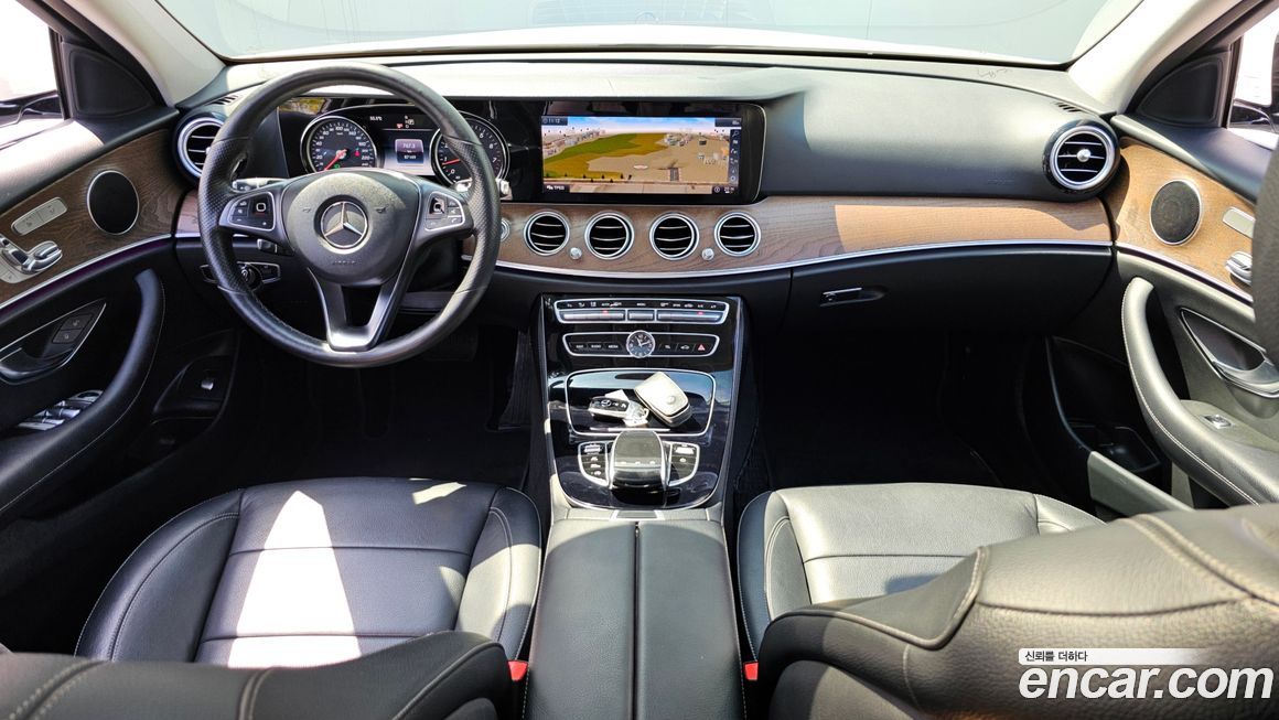 Mercedes-Benz E-Class 2018