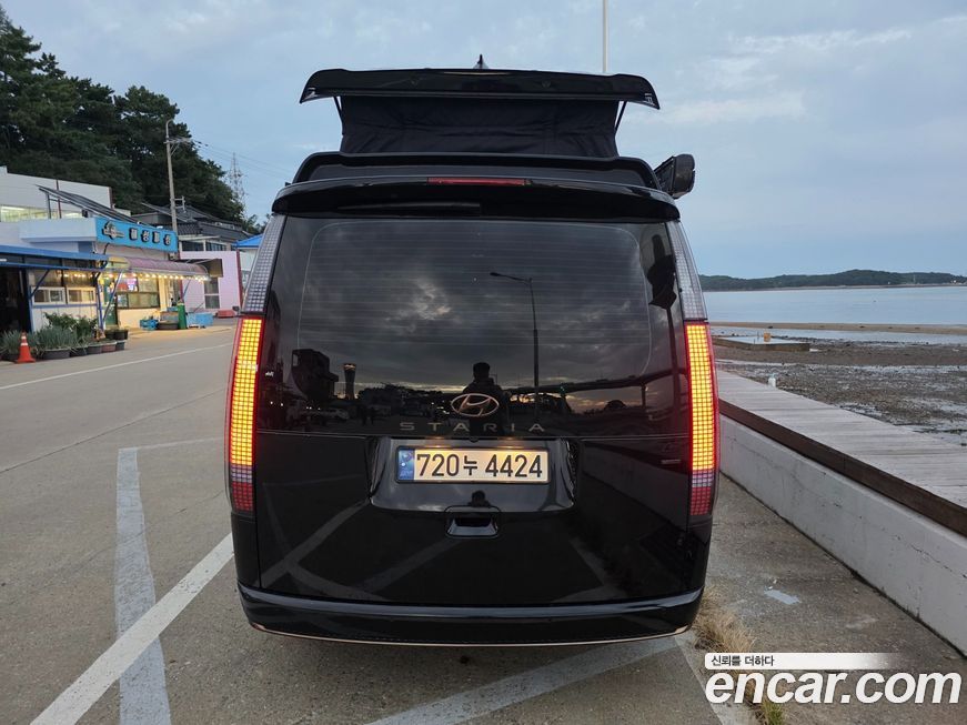 Hyundai Staria 2023