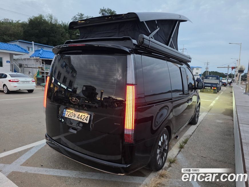 Hyundai Staria 2023