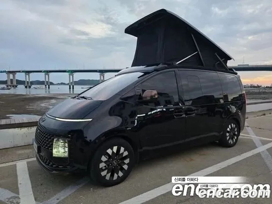 Hyundai Staria 2023