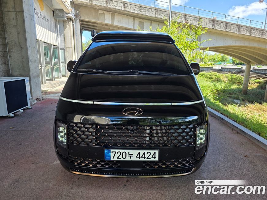Hyundai Staria 2023