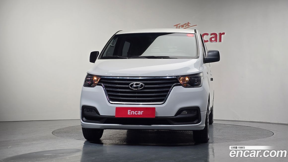 Hyundai Starex 2021