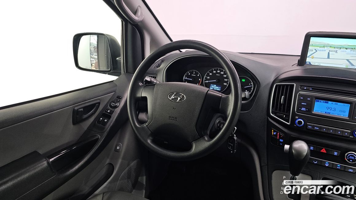 Hyundai Starex 2018