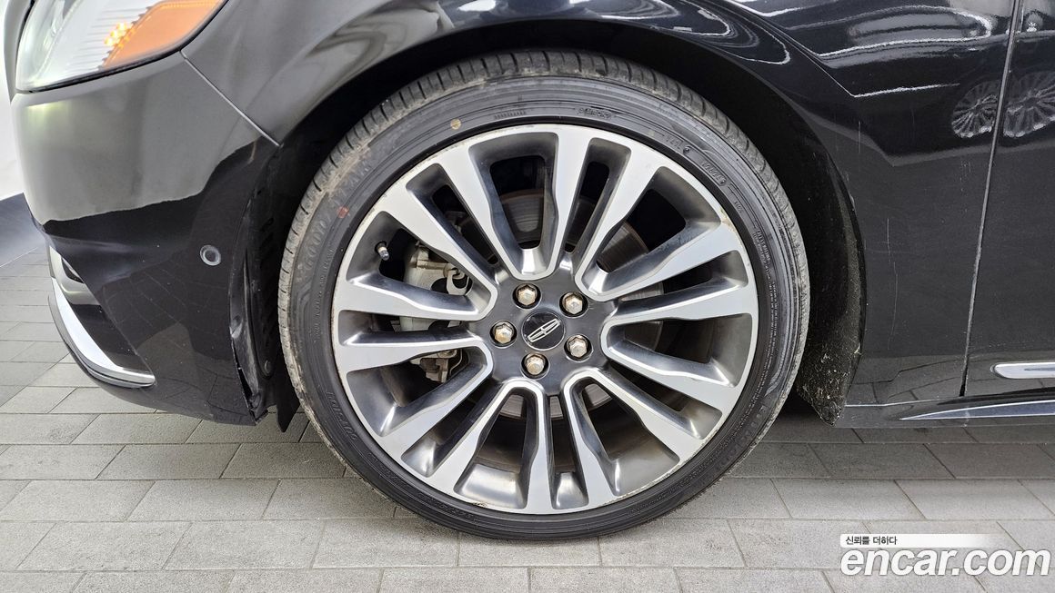 Lincoln Continental 2017