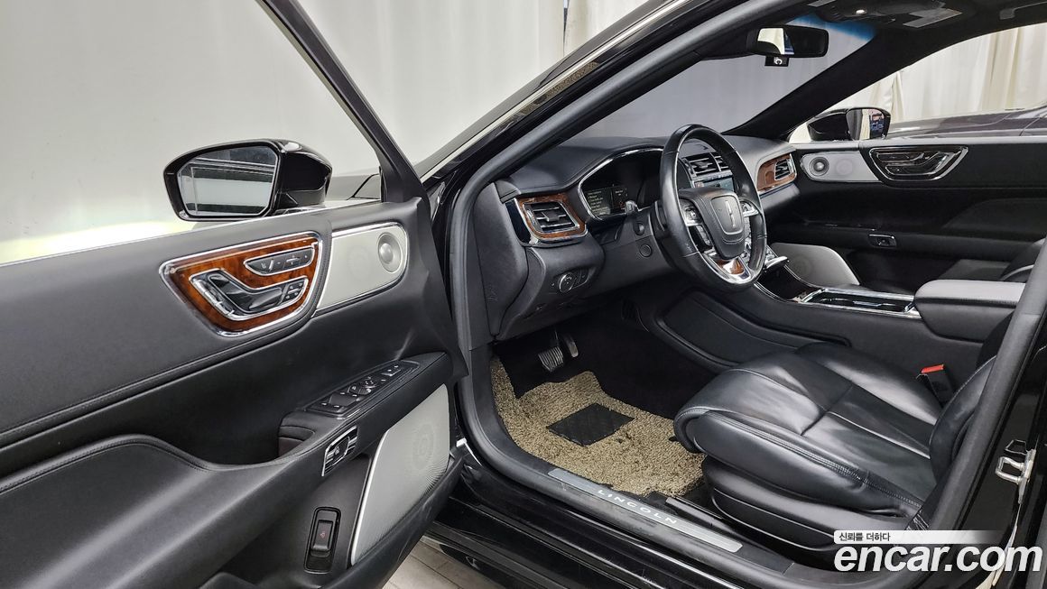 Lincoln Continental 2017