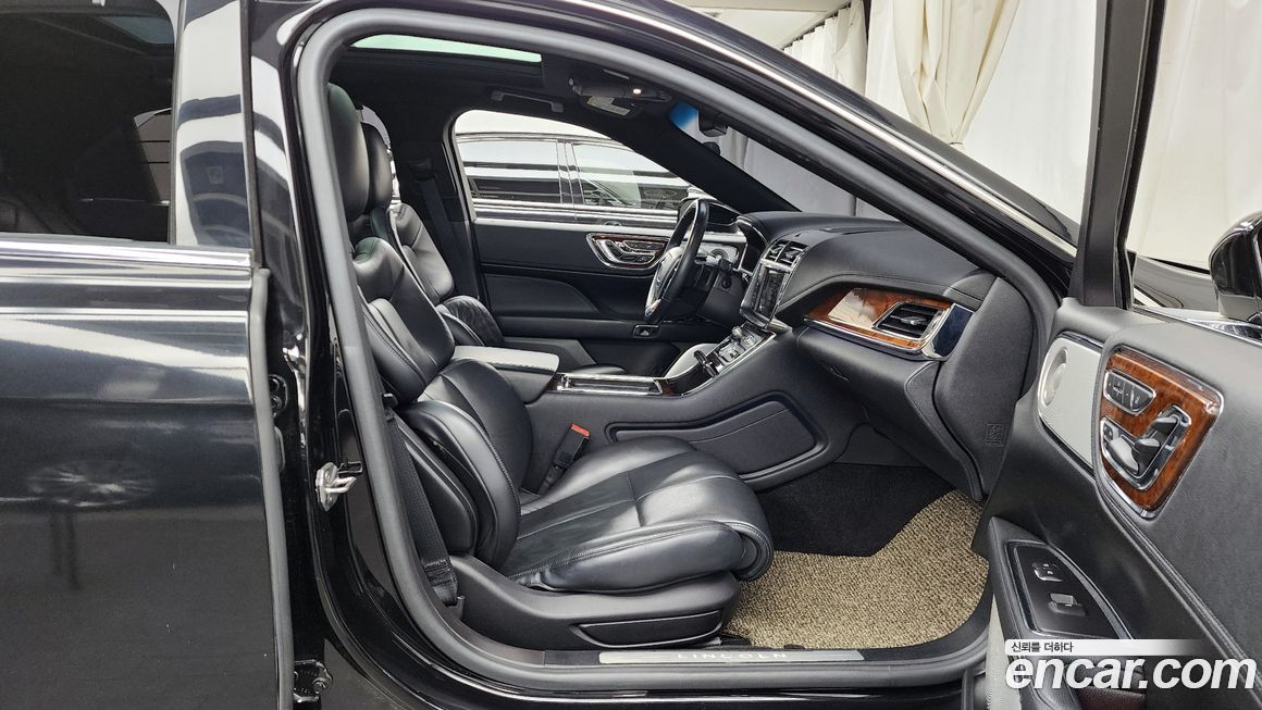 Lincoln Continental 2017