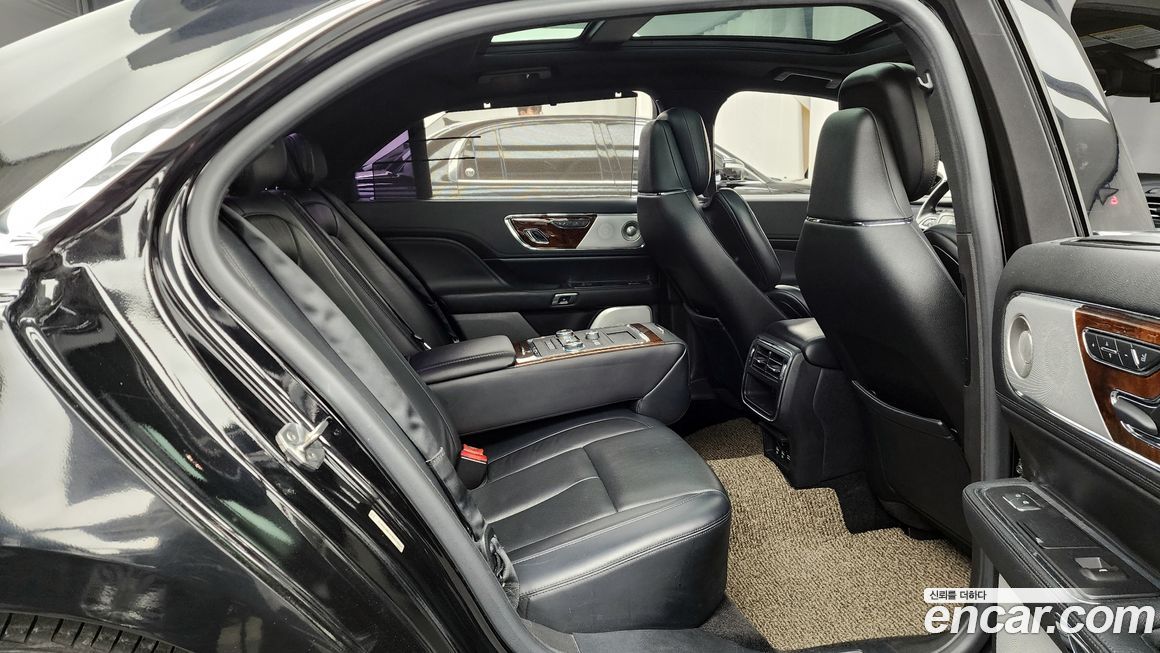 Lincoln Continental 2017