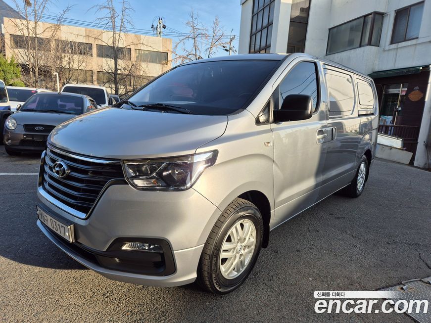 Hyundai Starex 2021