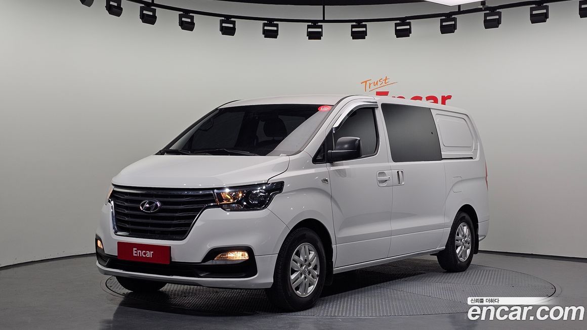 Hyundai Starex 2021