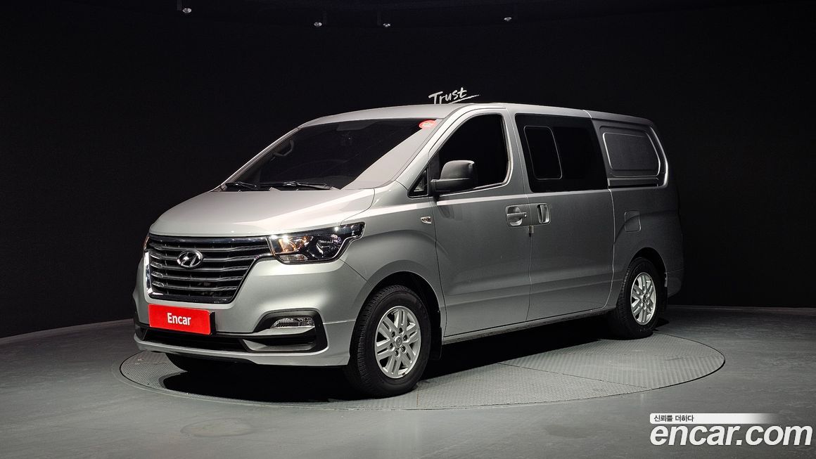 Hyundai Starex 2021