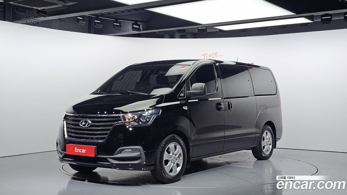 Hyundai Starex 2019
