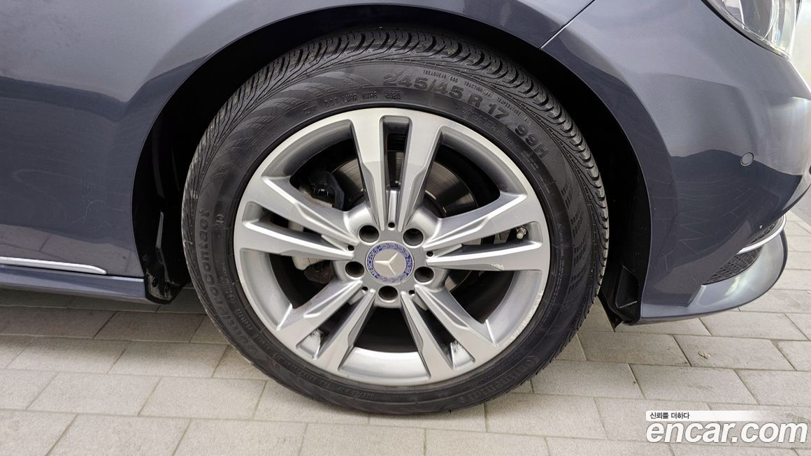 Mercedes-Benz E-Class 2014