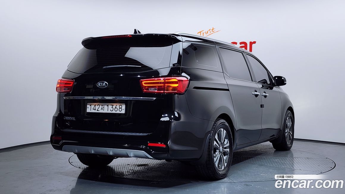 Kia Canival 2019