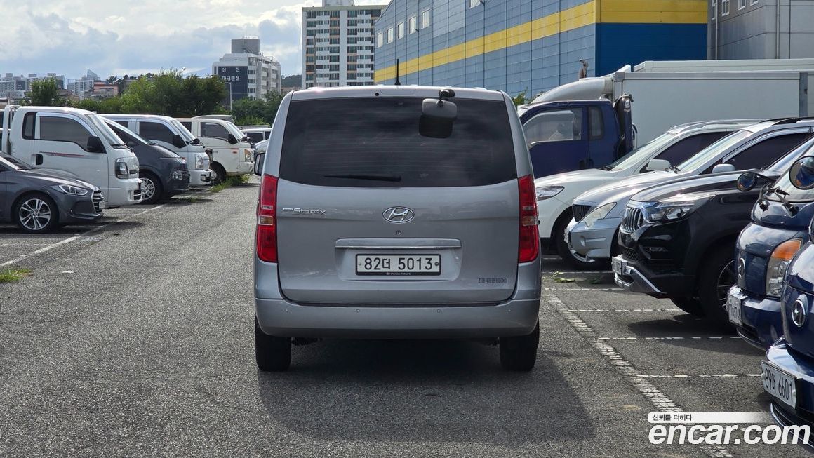 Hyundai Starex 2019