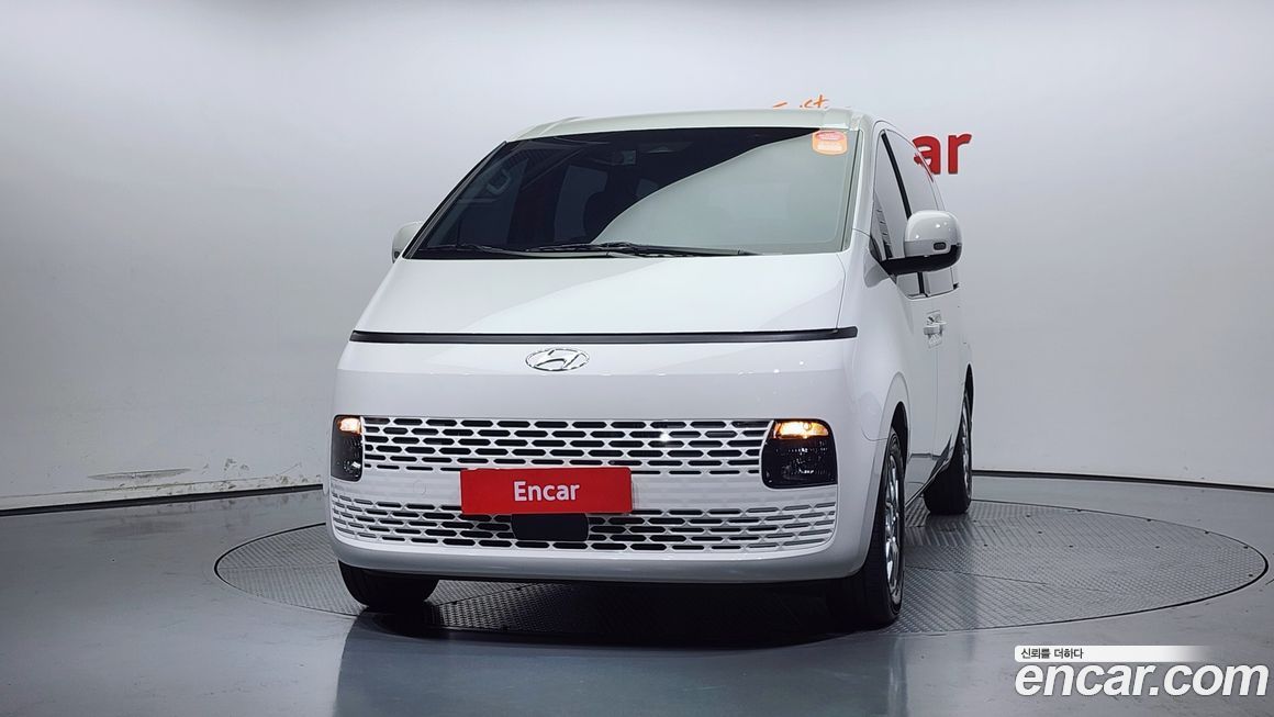 Hyundai Staria 2022