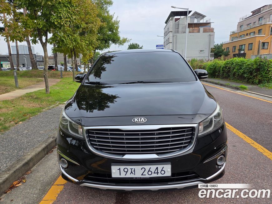 Kia Canival 2015