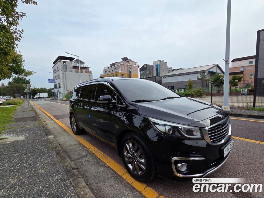 Kia Canival 2015