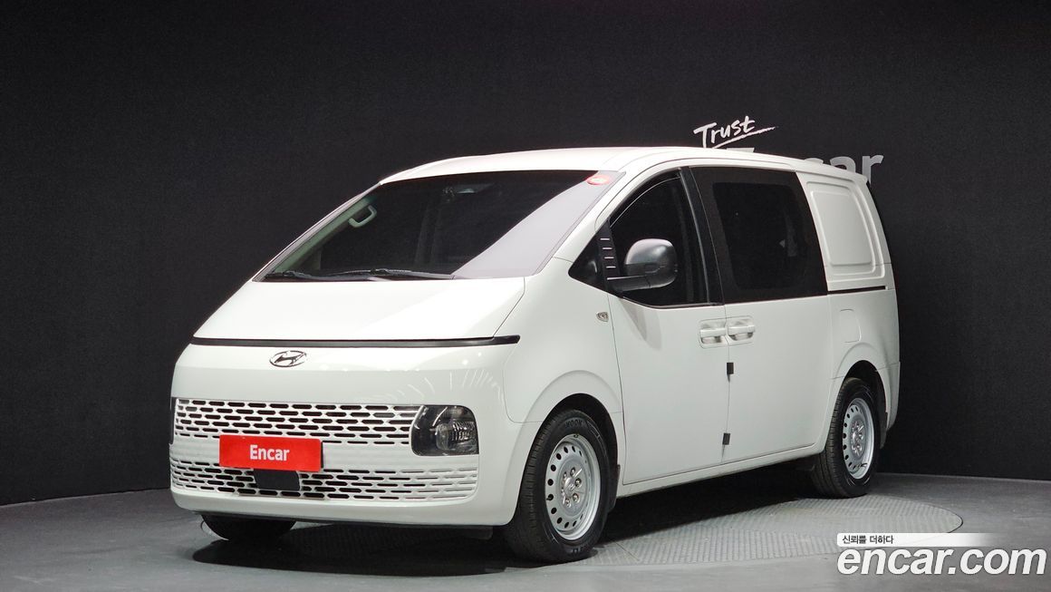 Hyundai Staria 2023