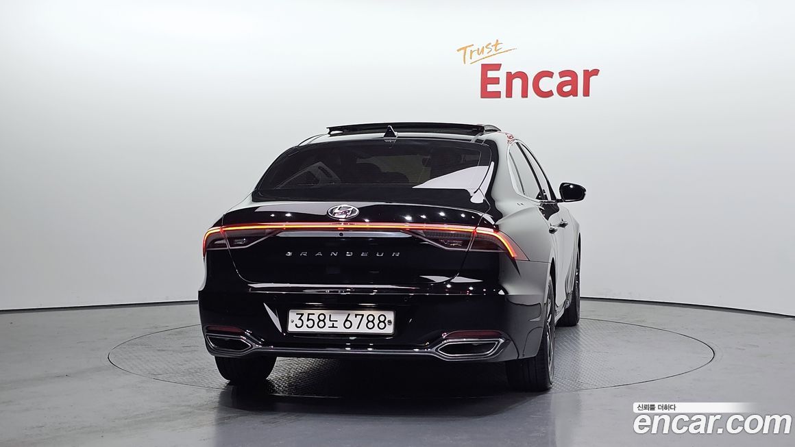 Hyundai Grandeur 2021