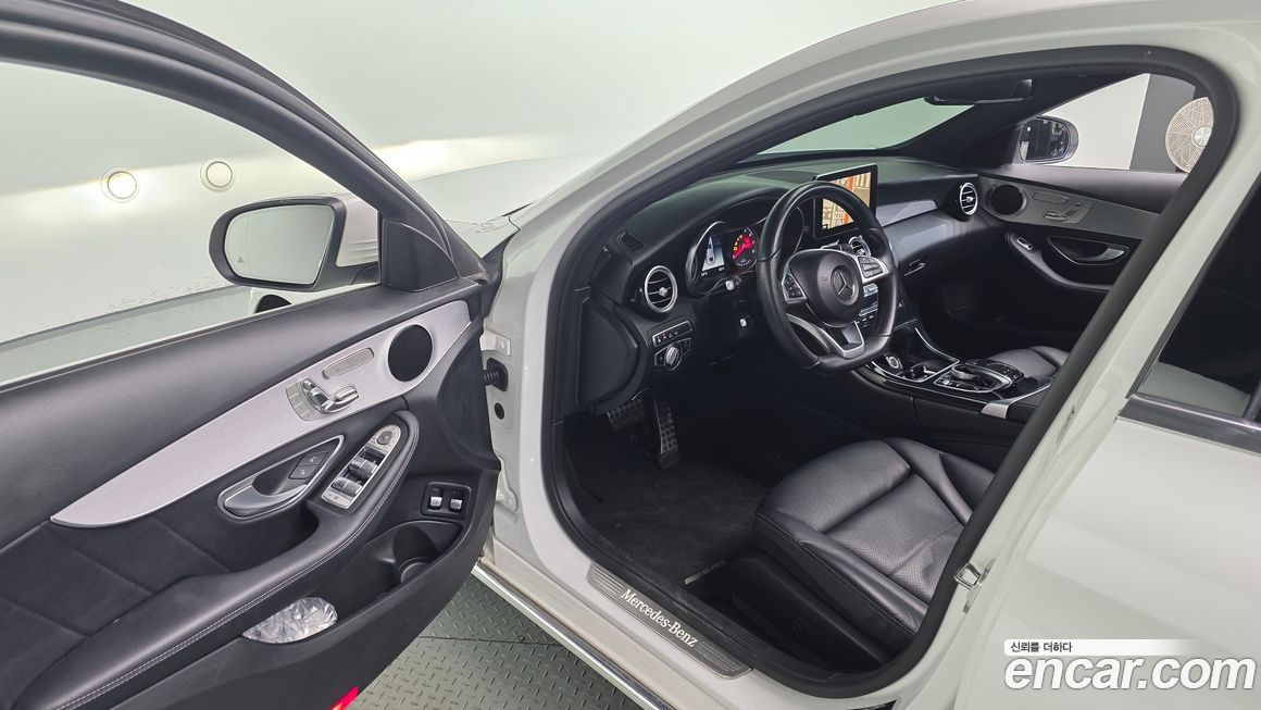 Mercedes-Benz C-Class 2018