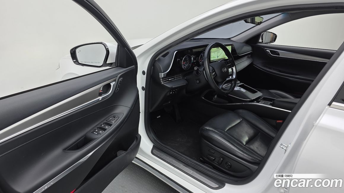 Hyundai Grandeur 2020