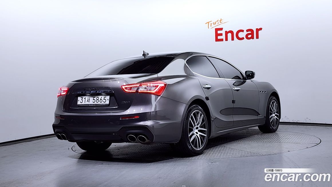 Maserati Ghibli 2018