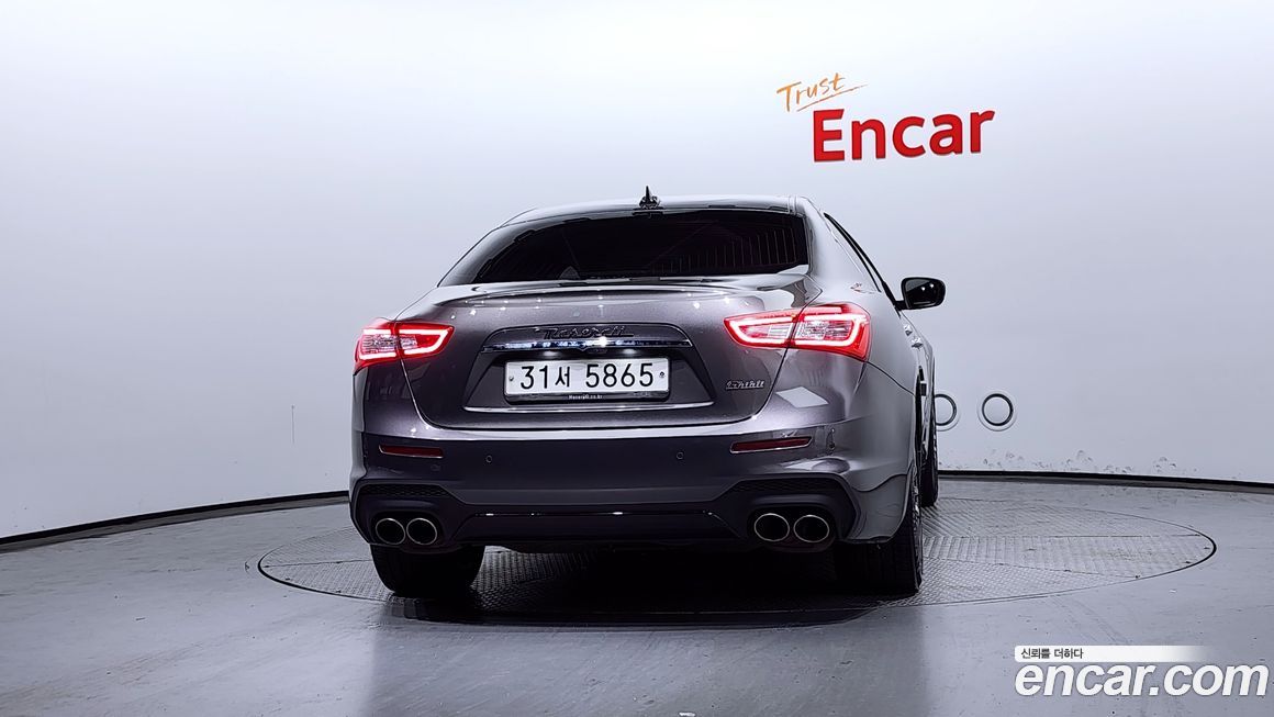 Maserati Ghibli 2018