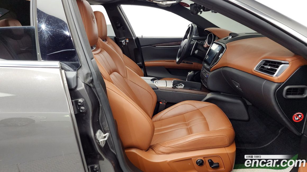 Maserati Ghibli 2018