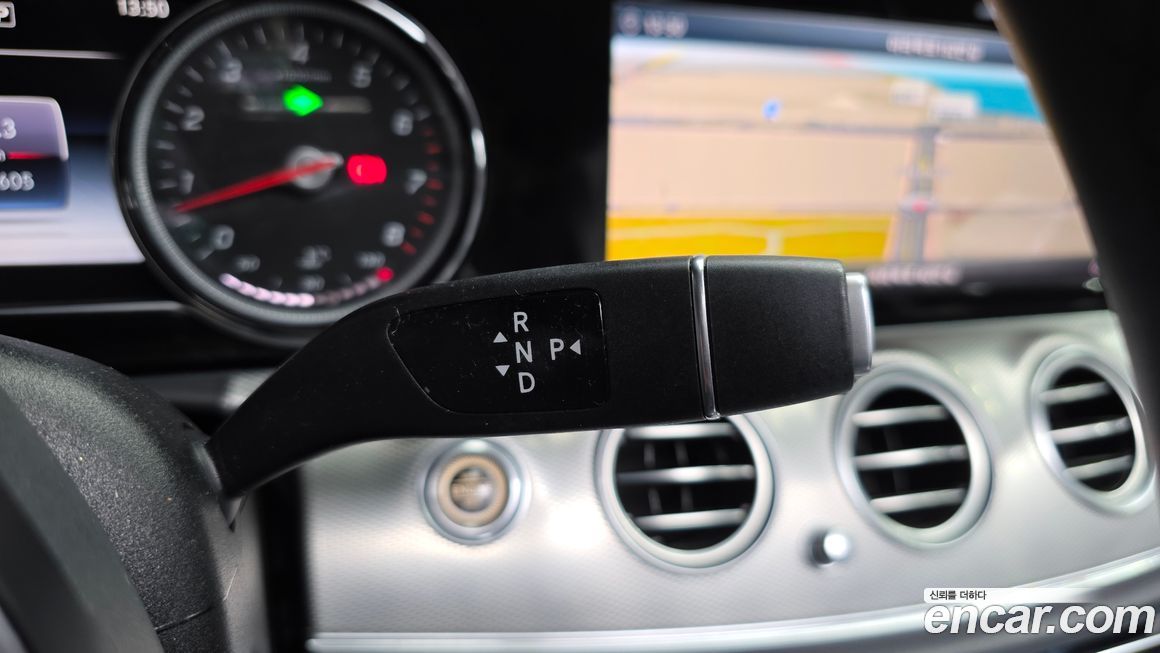 Mercedes-Benz E-Class 2018