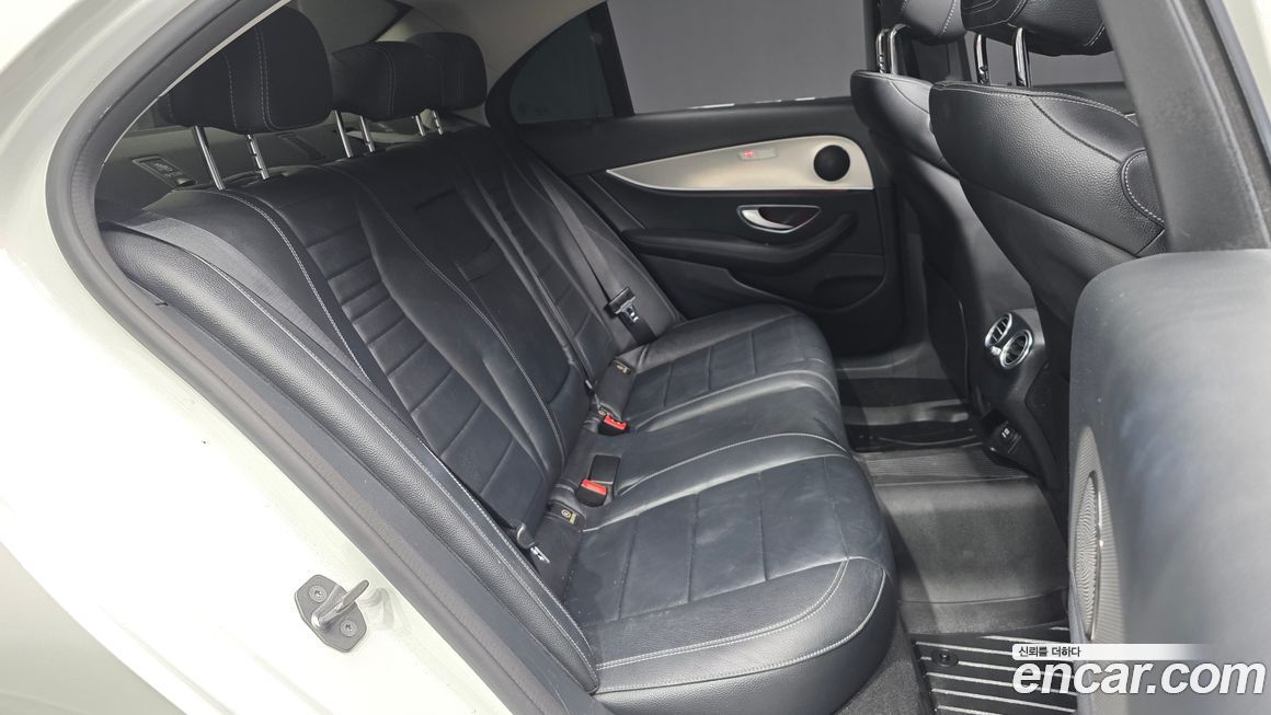 Mercedes-Benz E-Class 2018