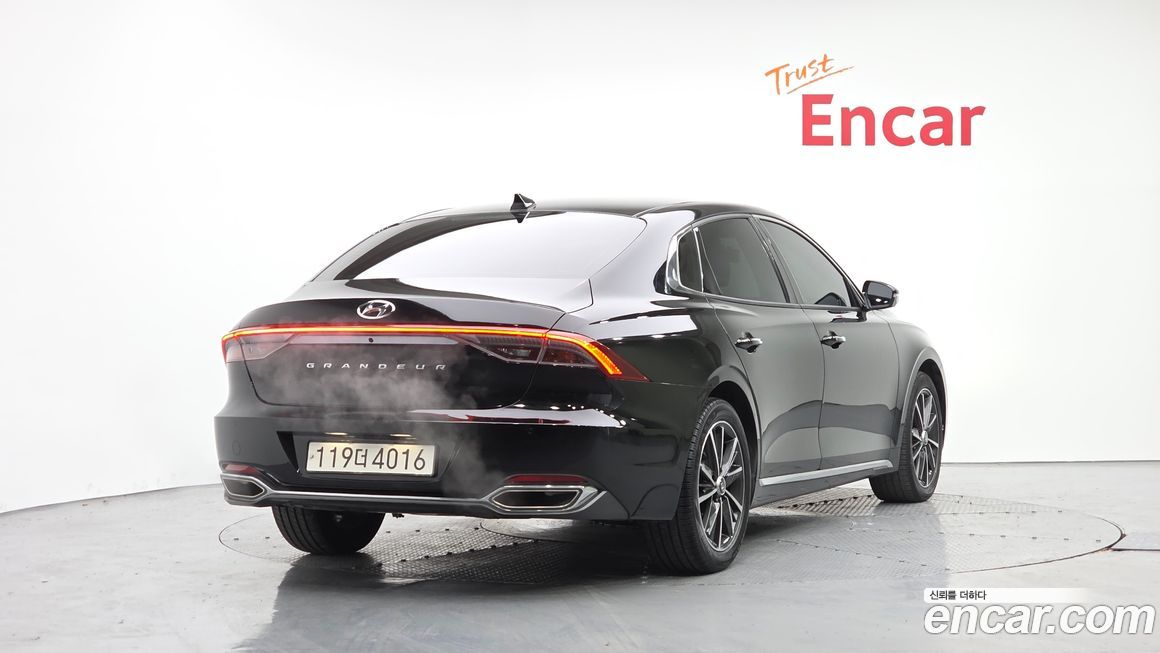 Hyundai Grandeur 2022