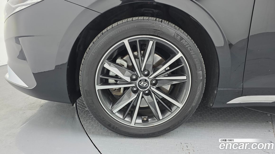 Hyundai Grandeur 2022