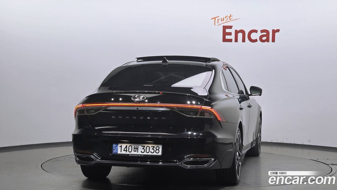 Hyundai Grandeur 2022