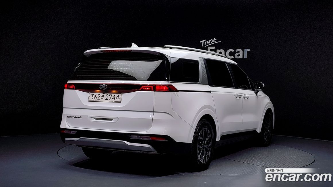 Kia Canival 2021
