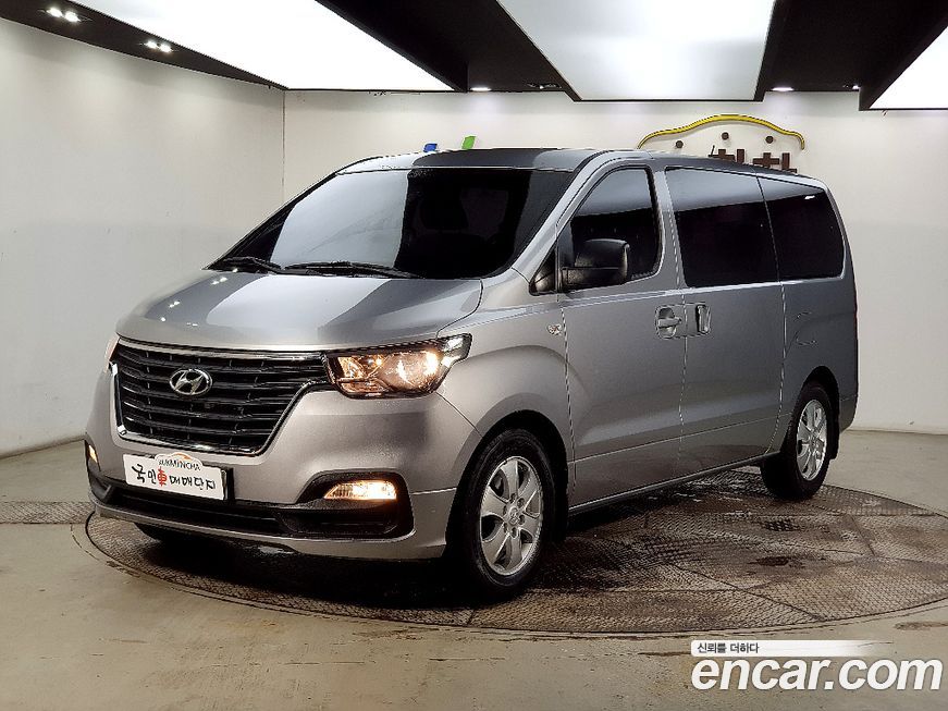 Hyundai Starex 2019
