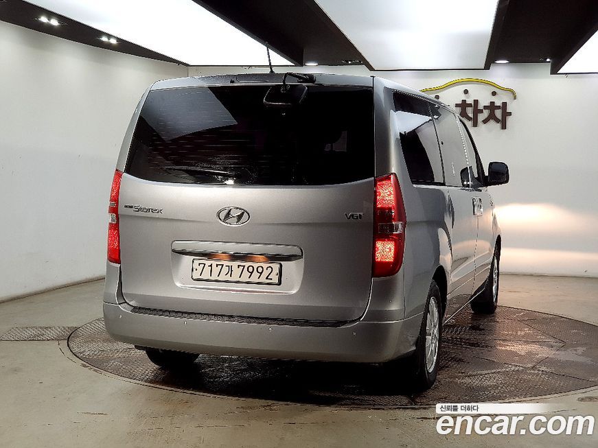 Hyundai Starex 2019