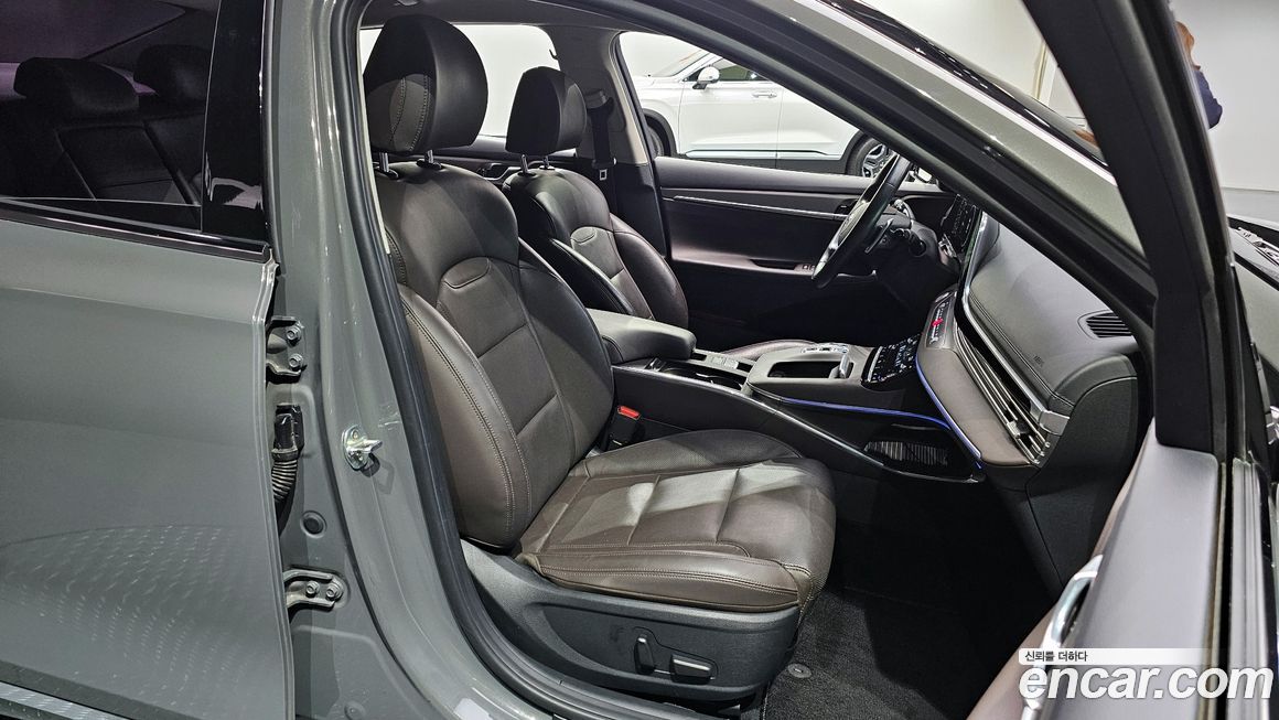 Hyundai Grandeur 2021