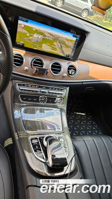 Mercedes-Benz E-Class 2018